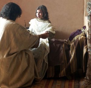 Jesus raises little girl from death
